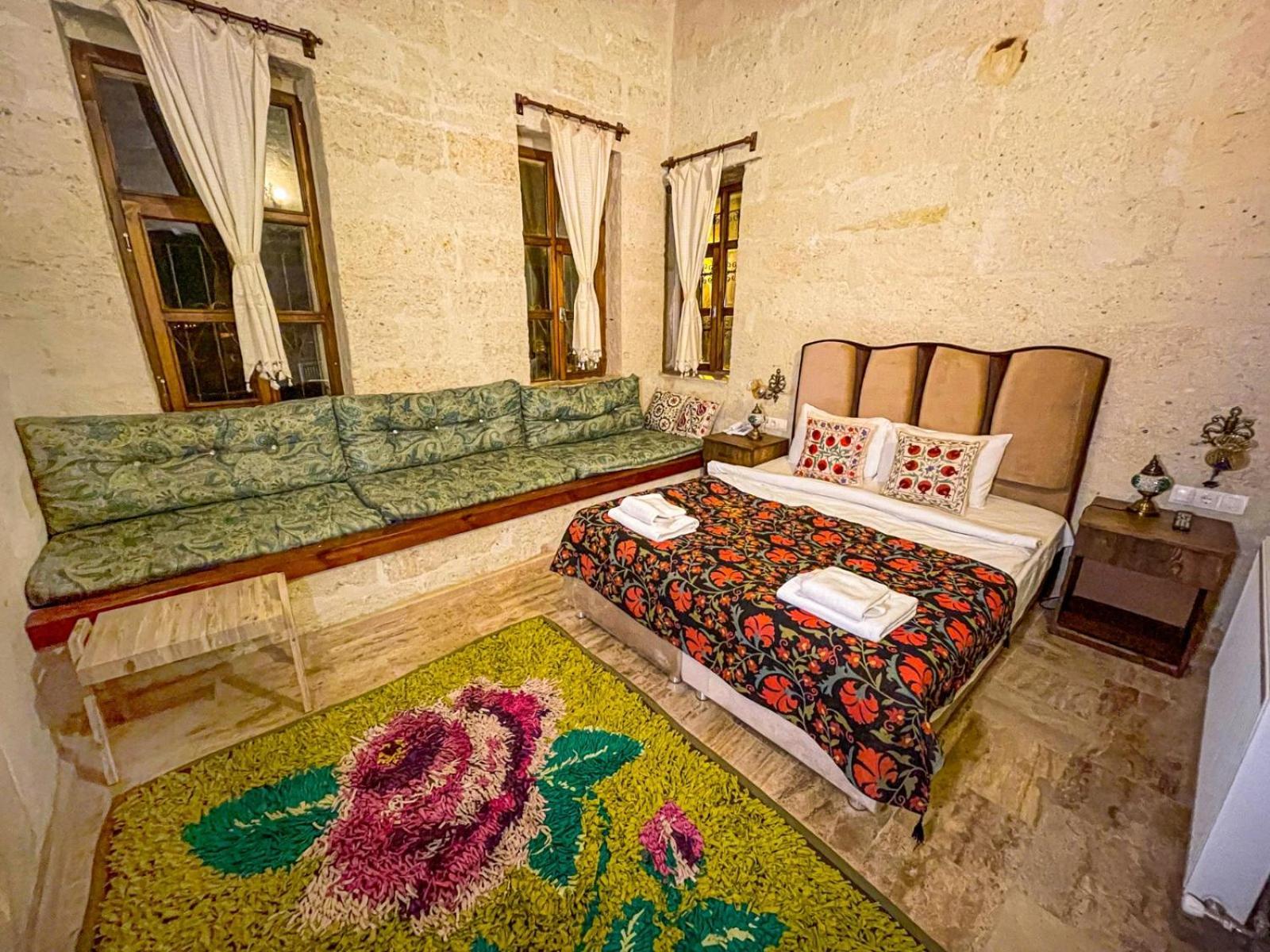 Heritage Cave Suites Ургуп Экстерьер фото